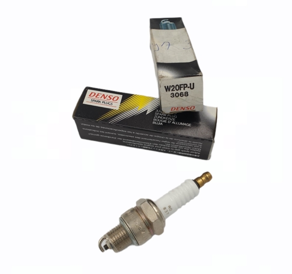 Clark Zündkerze W20FP-U 3068