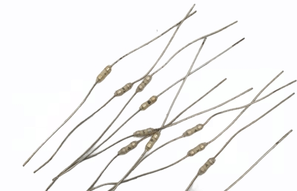 Wagner Sicherungen L:82mm   Strom (A):5